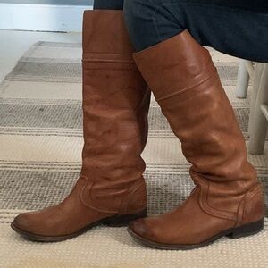 Frye Melissa Trapunto leather boots. Size 6 1/2.